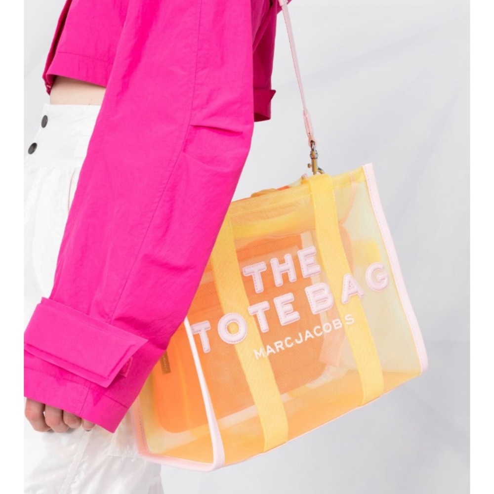 Marc Jacob’s the tote bag